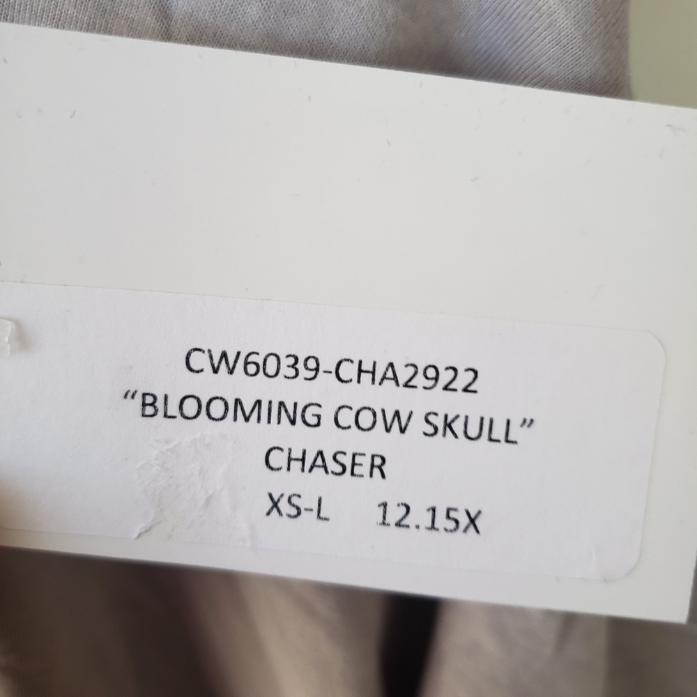 Chaser blooming cow skull graphic drape back long sleeve top boho medium NWT - Picture 8 of 8